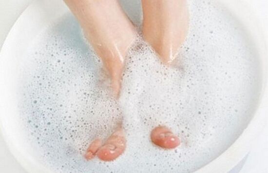 kúpeľ nôh na plesňovú infekciu